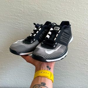 Nike Training Shoes - Size: 7.5